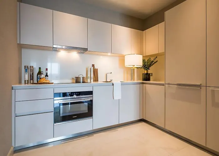 Waldorf Astoria Residences High Floor Luxury Location * Bangkok