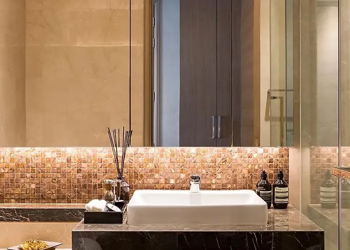 Waldorf Astoria Residences High Floor Luxury Location Apartamento Bangkok